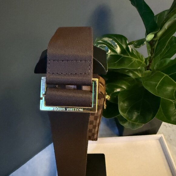 Louis Vuitton Damier Ebene Geronimo Crossbody - Picture 5 of 13